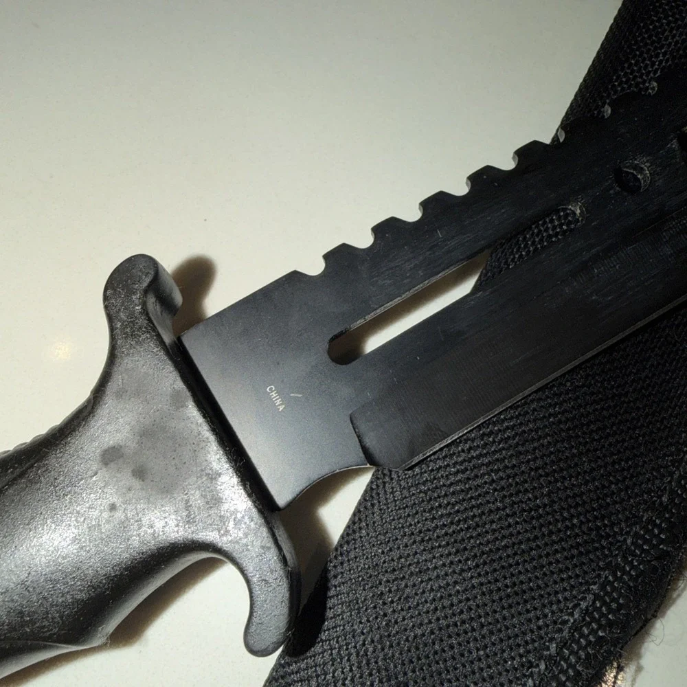 Frost Cutlery Tactical Survival Knife Fixed Blade Sheath Serrated Gut Hook 12